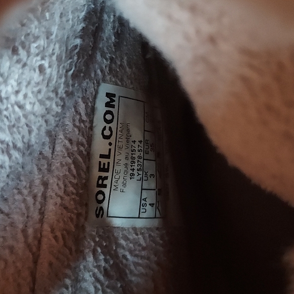 Sorel Girls Waterproof Plum Quilted Shearling Lined Toggle Winter Boot Size 4 - Picture 7 of 11